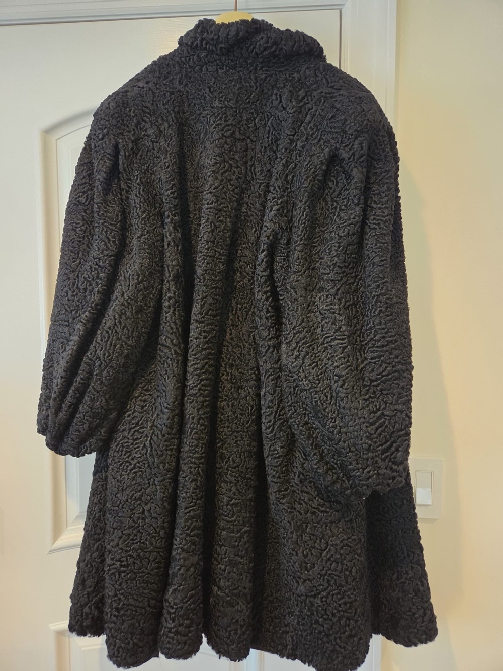 Black lamb-Shearling Women’s Coat